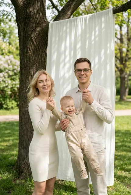 Семейная фотография в весеннем парке