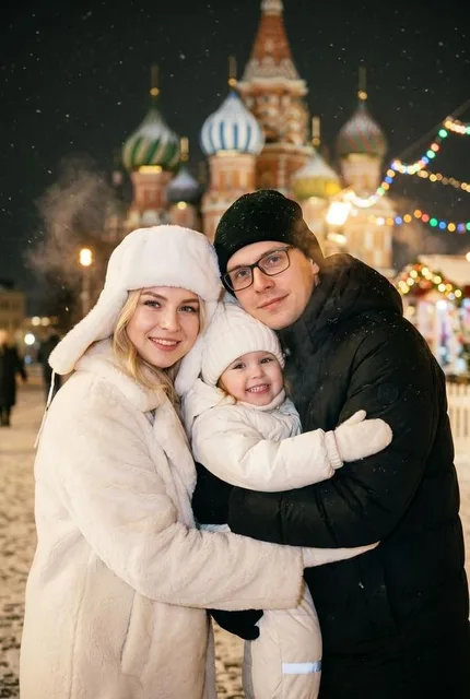 Семейное фото в новогодней Москве